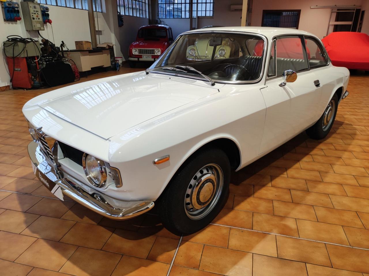Alfa Romeo GT Gt1300Junior - Scalino - Restauro totale