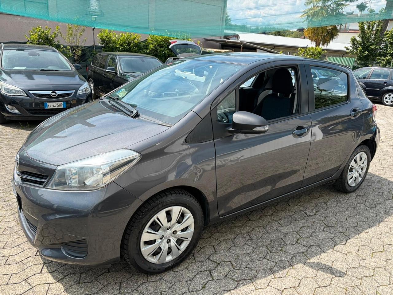 Toyota Yaris 1.0 5 porte Lounge*EURO5*NEOPATENTATI