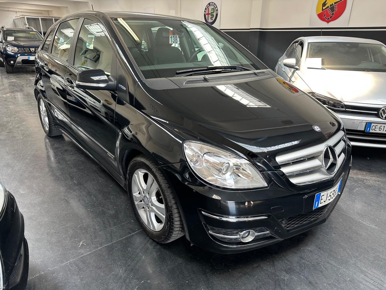 Mercedes-benz B 180 BlueEFFICIENCY Premium