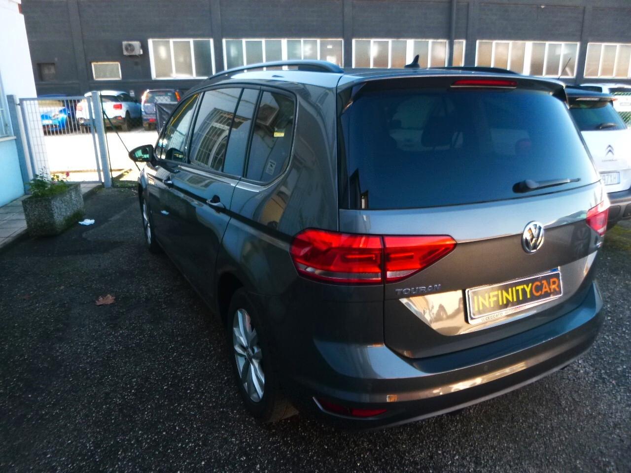 Volkswagen Touran 1.6 TDI 115 CV SCR DSG Executive BlueMotion Tech.