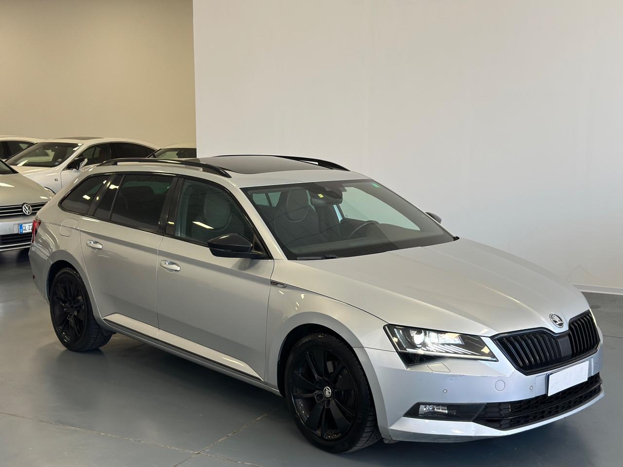 Skoda Superb 2.0 TDI 190 CV SCR DSG 4x4 Wagon SportLine