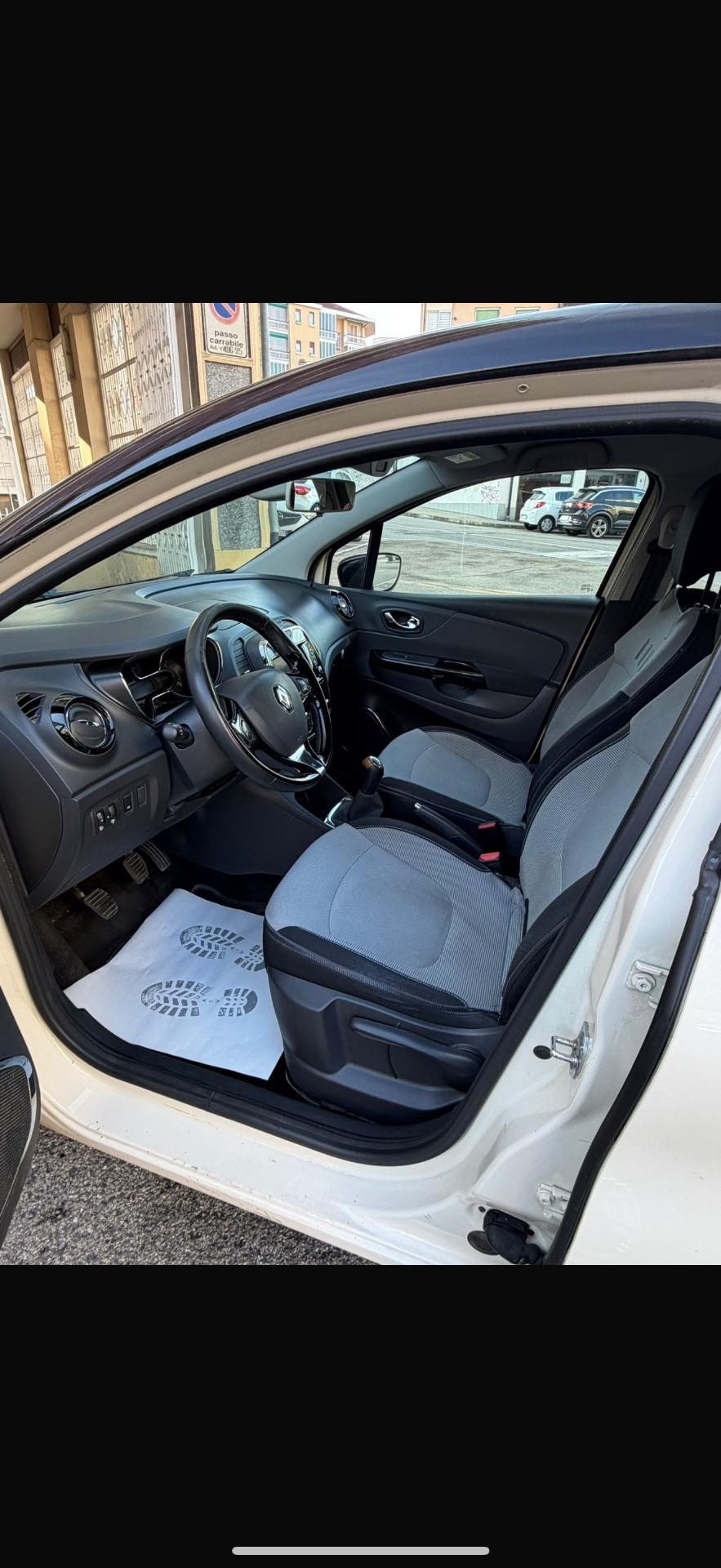 Renault Captur 1.5 dCi 8V 90 CV EDC Energy R-Link