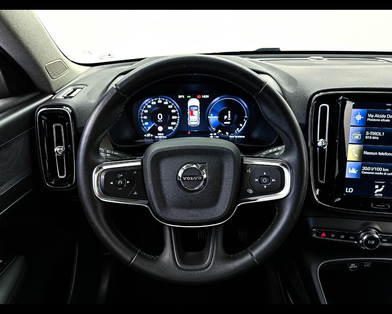 VOLVO XC40 (2017-->) - XC40 T5 Recharge Plug-in Hybrid automatico Plus Bright