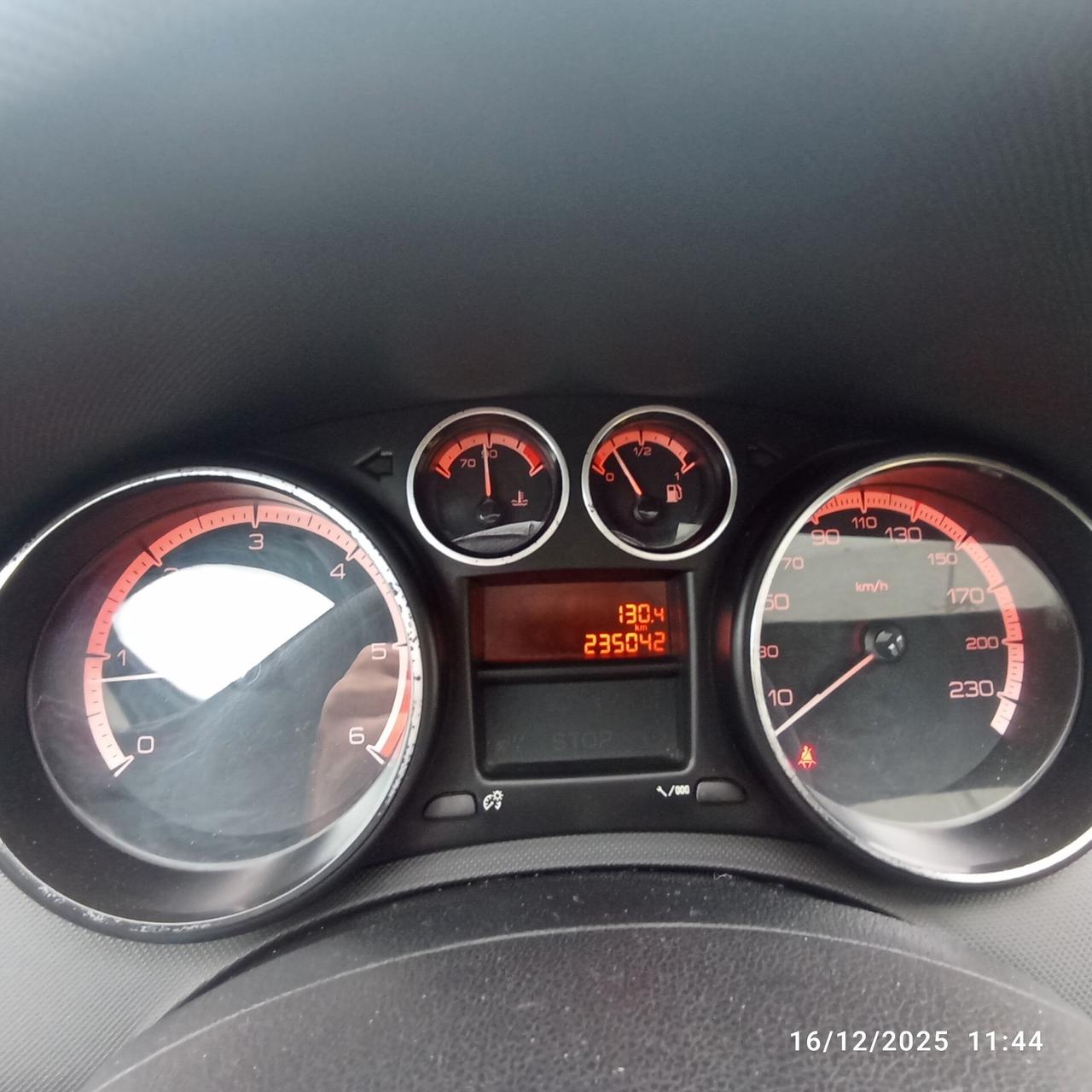 Peugeot 308 1.6 HDi 90CV FAP 5p. Premium