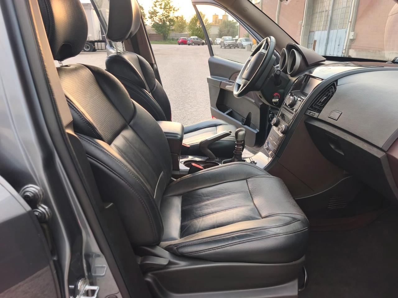 Mahindra XUV500 2015---2.2 Diesel 7 Posti