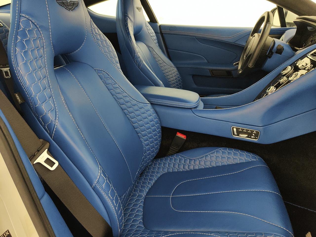 ASTON MARTIN Vanquish Coupe 6.0 V12 S touchtronic