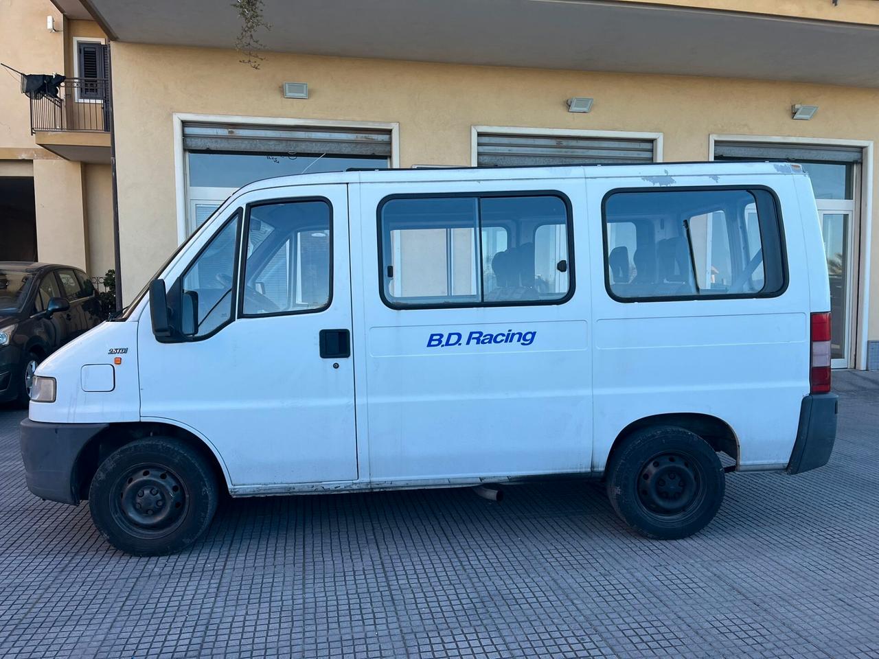 Fiat Ducato 10 2.5 TD EGR PC Panorama 9 posti