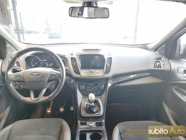 FORD Kuga 1.5 TDCI 120 CV S&S 2WD Powershift ST-Line
