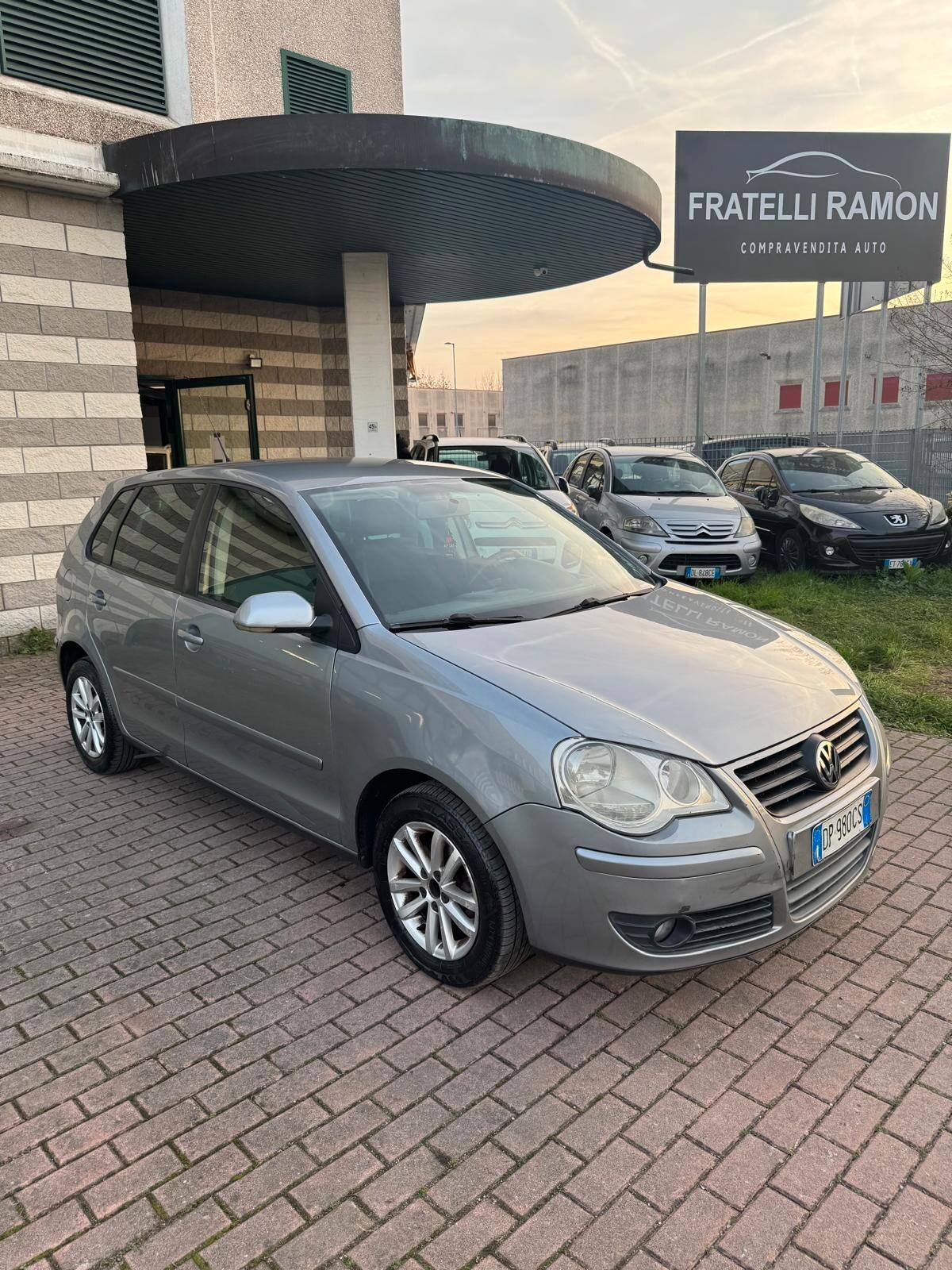 Volkswagen Polo 1.2/70CV 12V 5p. Comfortline