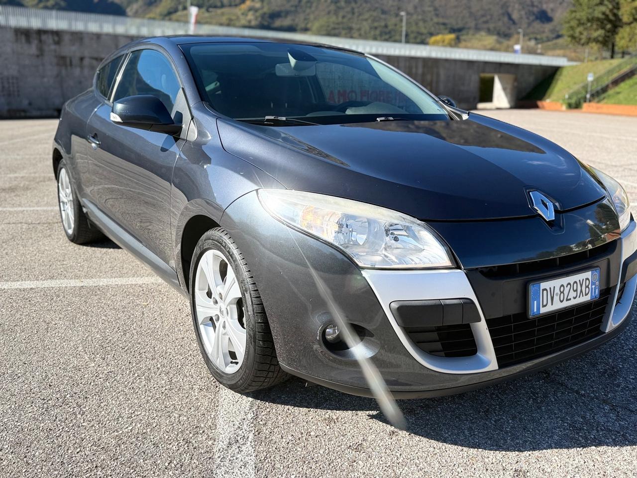 Renault Megane Mégane Coupé OK NEOPATENTATI