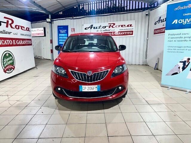 Lancia Ypsilon 1.0 FireFly 5 porte S&S Hybrid Gold