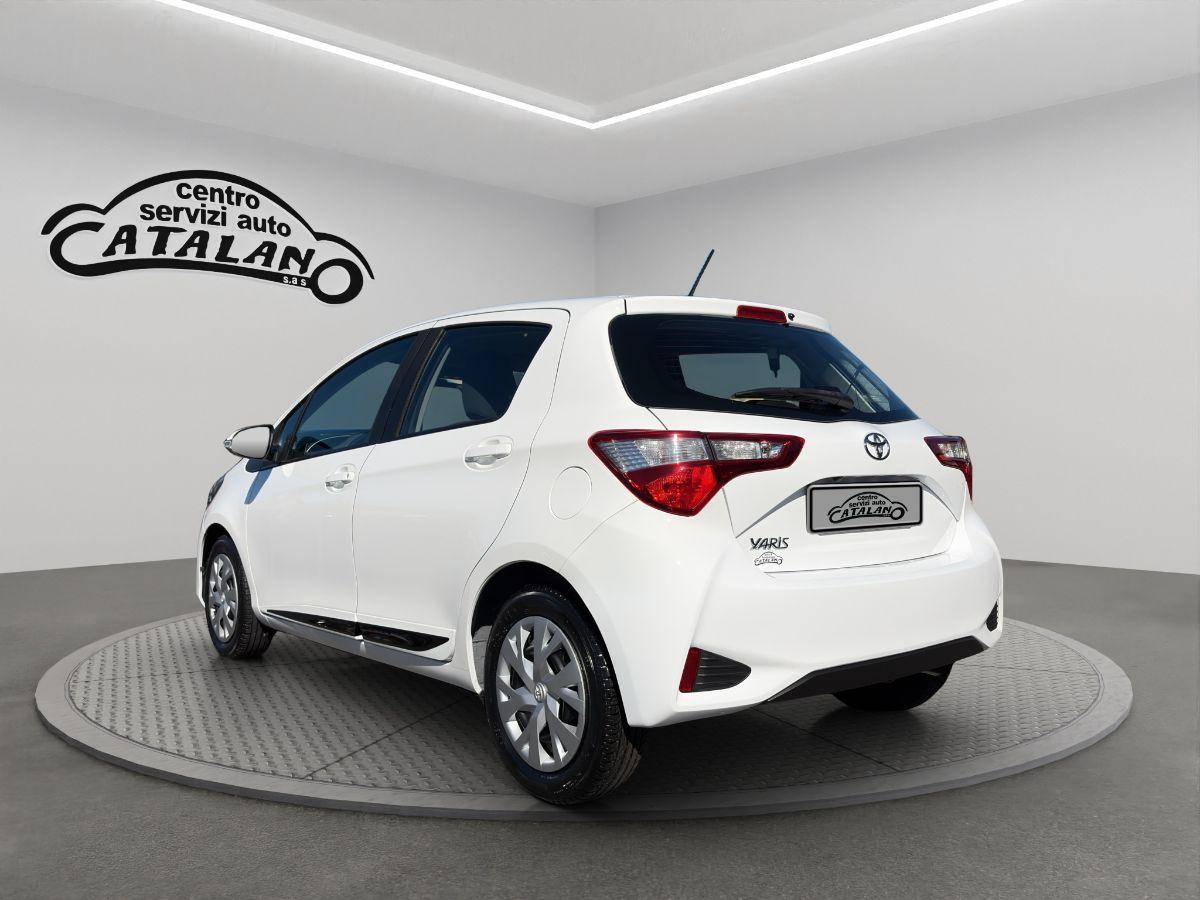 TOYOTA - Yaris - 1.0 5p. 72CV Lounge TELECAMERA