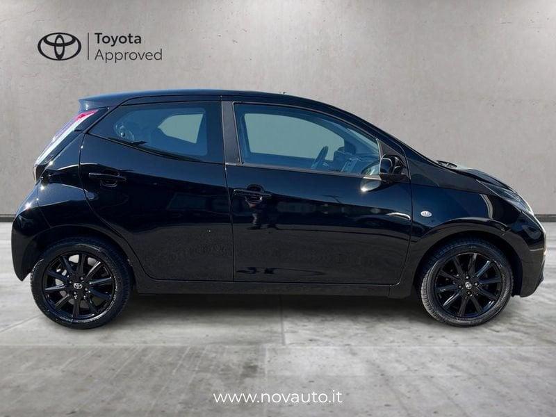 Toyota Aygo 1.0 VVT-i x-play