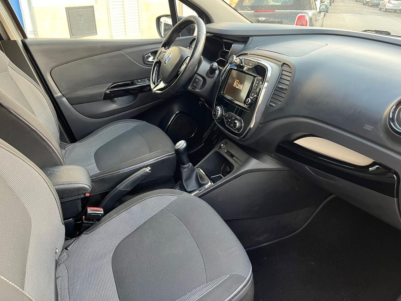 RENAULT CAPTUR 1.5 9OCV ENERGY LINK FULL NAVI RETROC DISTRIBUZ ESEGUITA