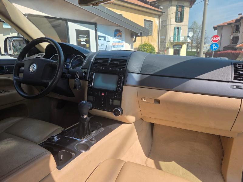 Volkswagen Touareg 2.5 tdi R5