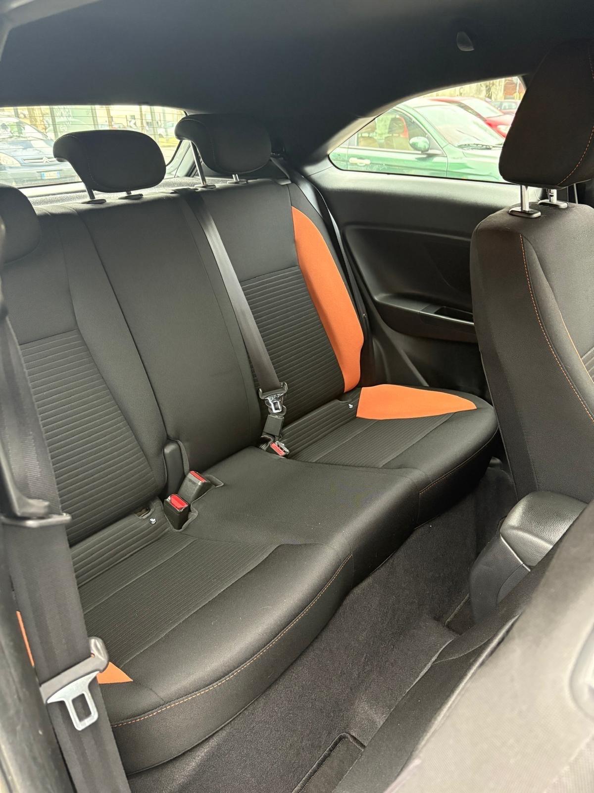 Hyundai i20 Coupé 1.2 85 cv Unicoproprietario