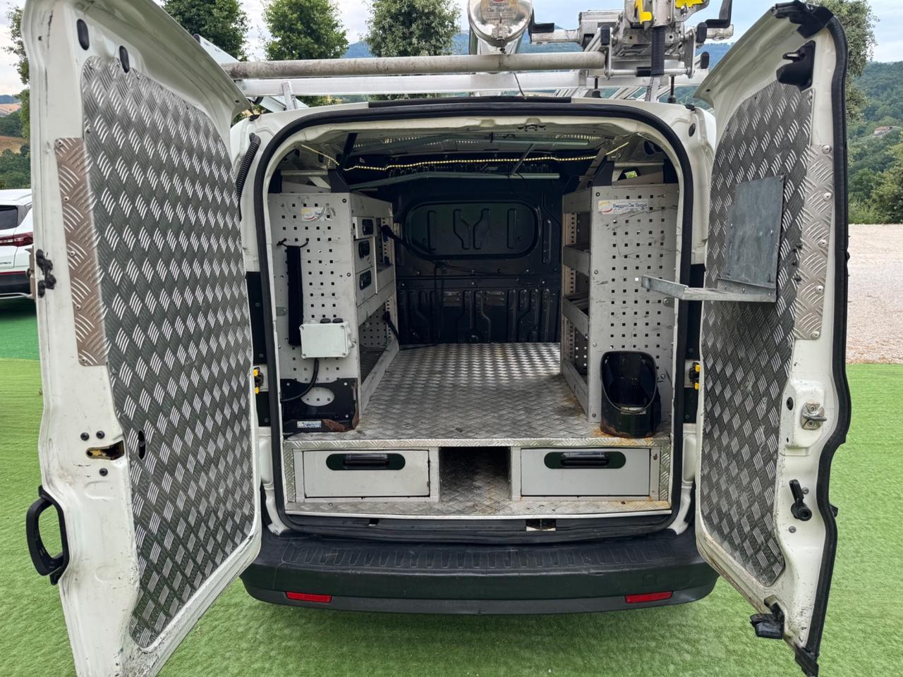 Fiat Doblo Doblò 1.6 MJT 105CV Allestimento cassettiere