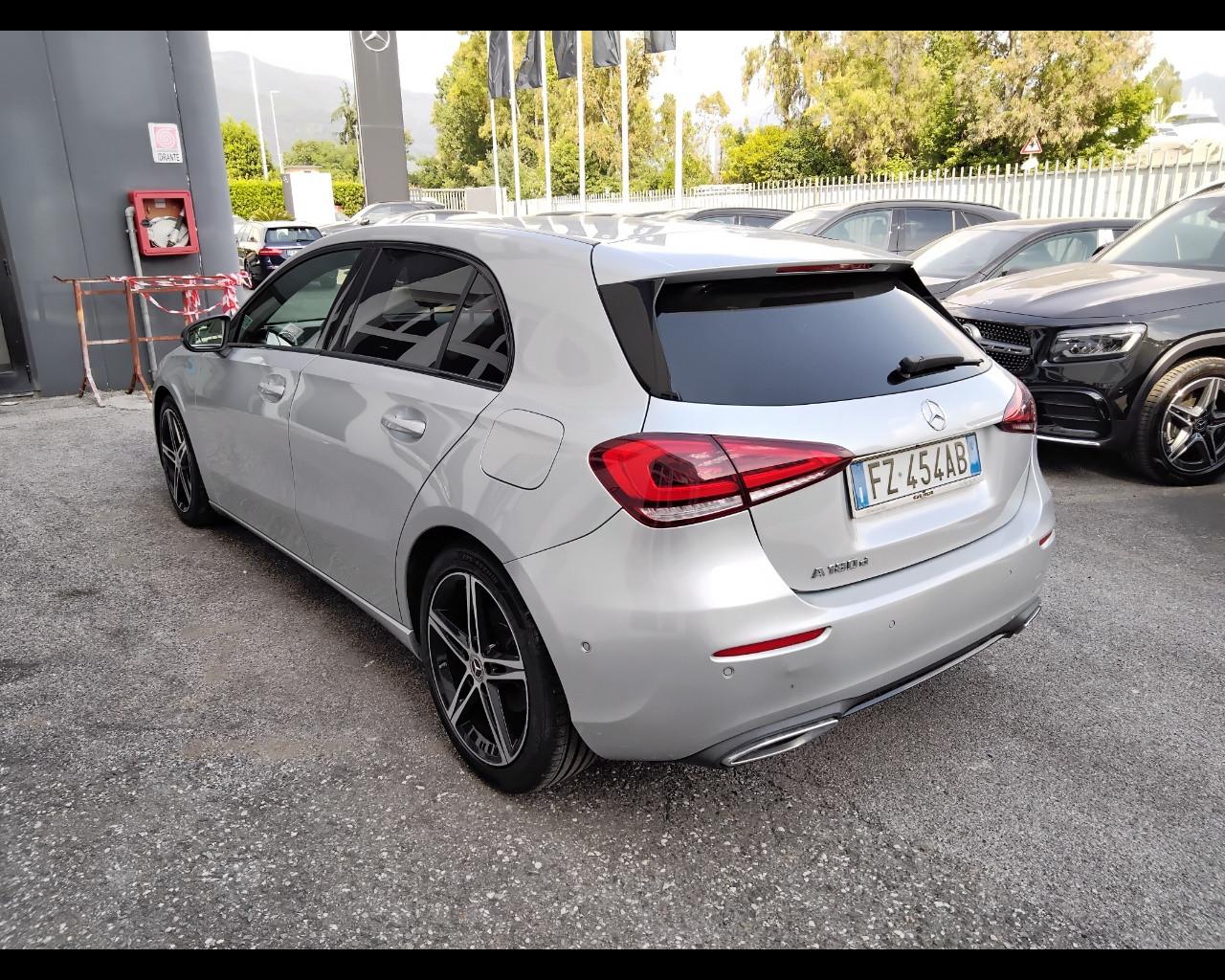 Mercedes-Benz Classe A - W177 2018 - A 180 d Sport auto