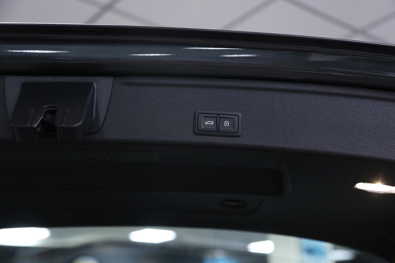 Audi A4 Avant 40 TDI 190 cv quattro S tronic S line edition