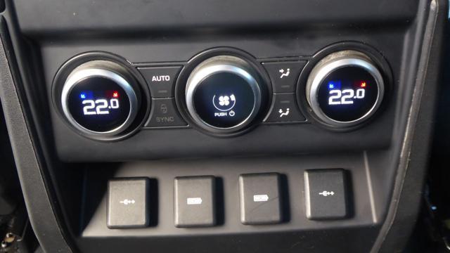 LAND ROVER Defender 110 2.0 SD4 AWD Auto S 7pt