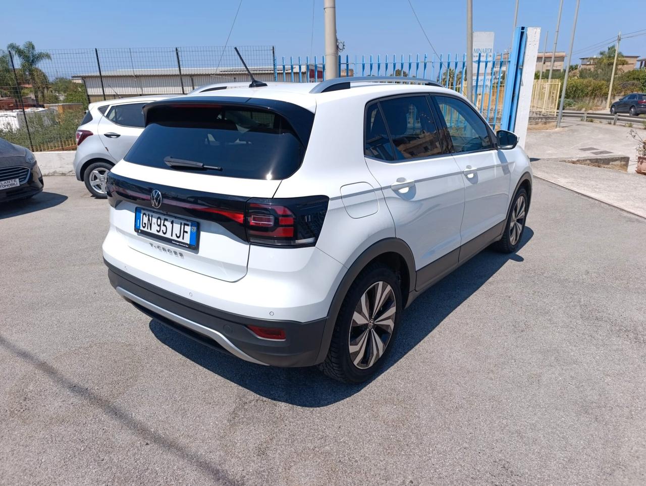 Volkswagen T-Cross 1.0 TSI 110 CV 2023