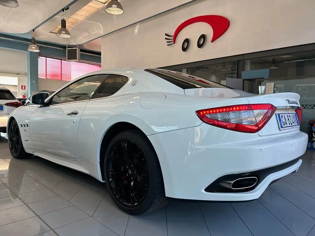 Maserati GranTurismo 4.7 V8 S