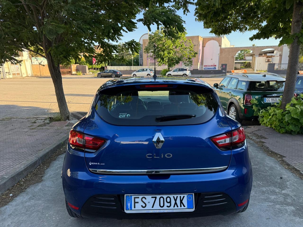 Renault Clio 0.9 TCE KM. 71000!