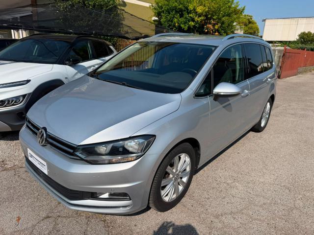 VOLKSWAGEN Touran 1.6 TDI Executive BlueMotion Technology