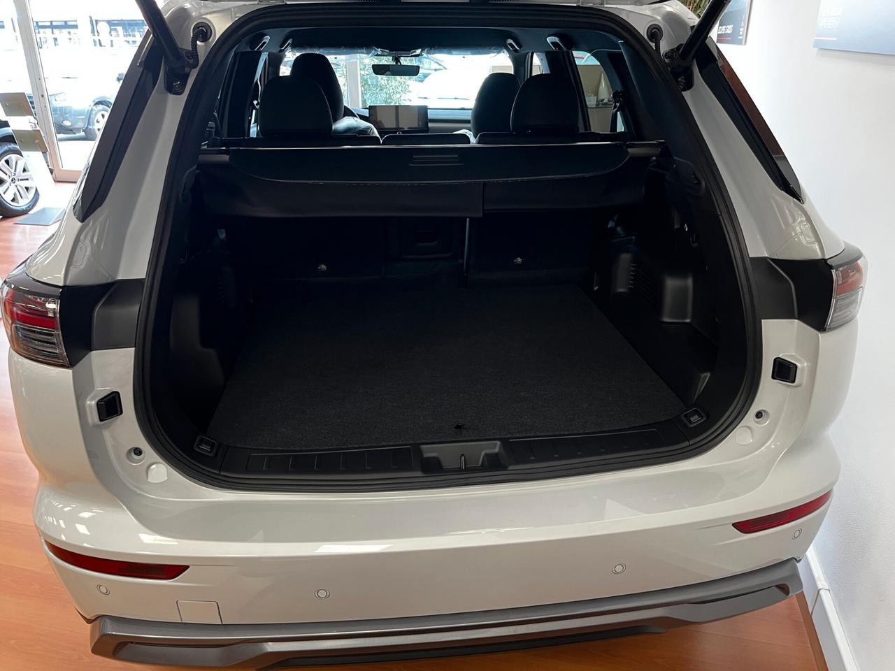 Mitsubishi Outlander 2.4 Phev Plug-in