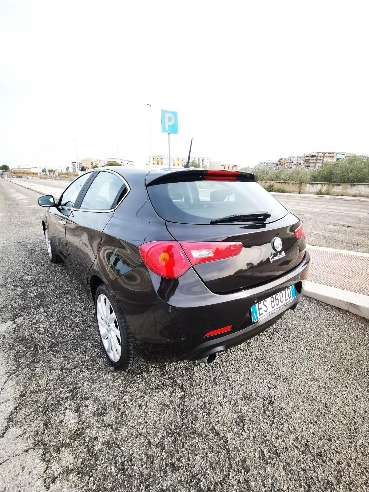 Alfa Romeo Giulietta 2.0 JTDm-2 170 CV Distinctive