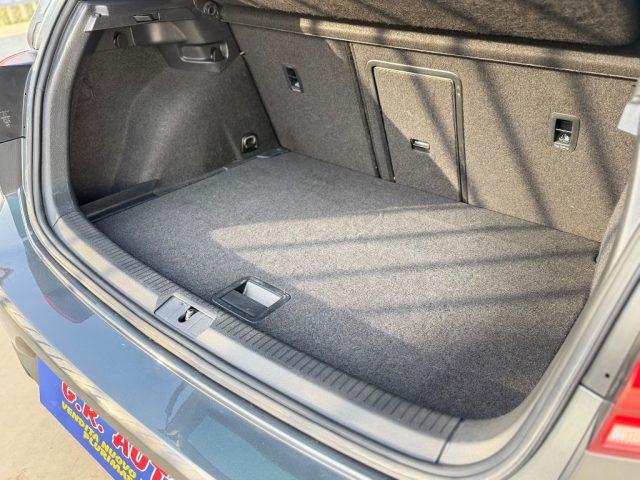 VOLKSWAGEN Golf 7.5 R-Line GARANZIA -TAGLIANDI VW