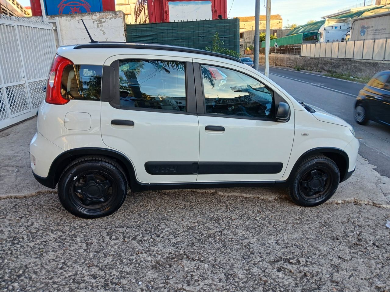 Fiat Panda Cross 2020 photo 2