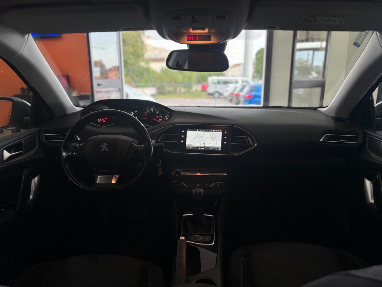 Peugeot 308 BlueHDi 120 S&S EAT6 SW Allure cambio automatico