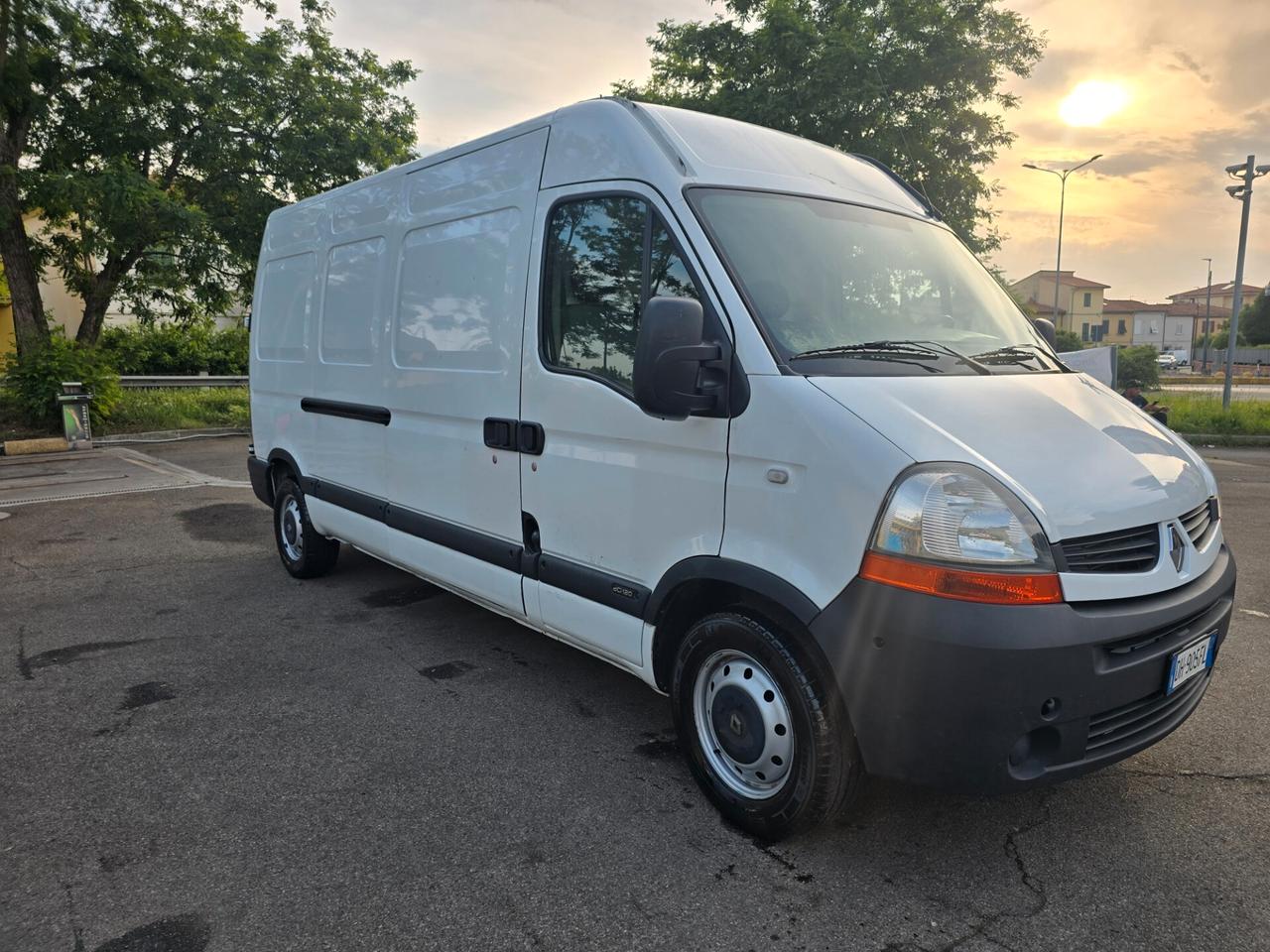 Renault Master T28/120 2.5 dCi PC-TN Furg. Gene.