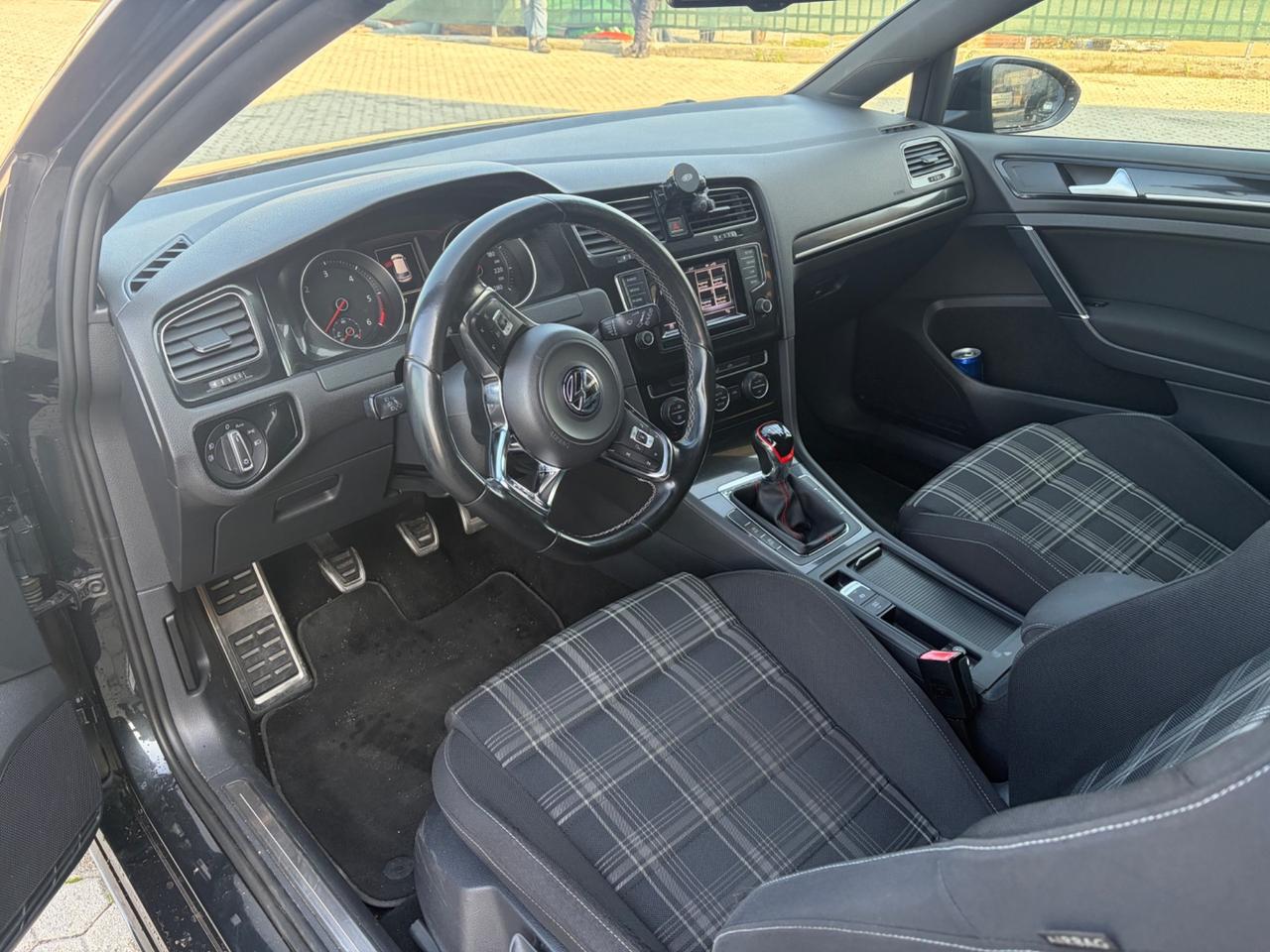 Volkswagen Golf GTD 2.0 TDI 3p. BlueMotion Technology