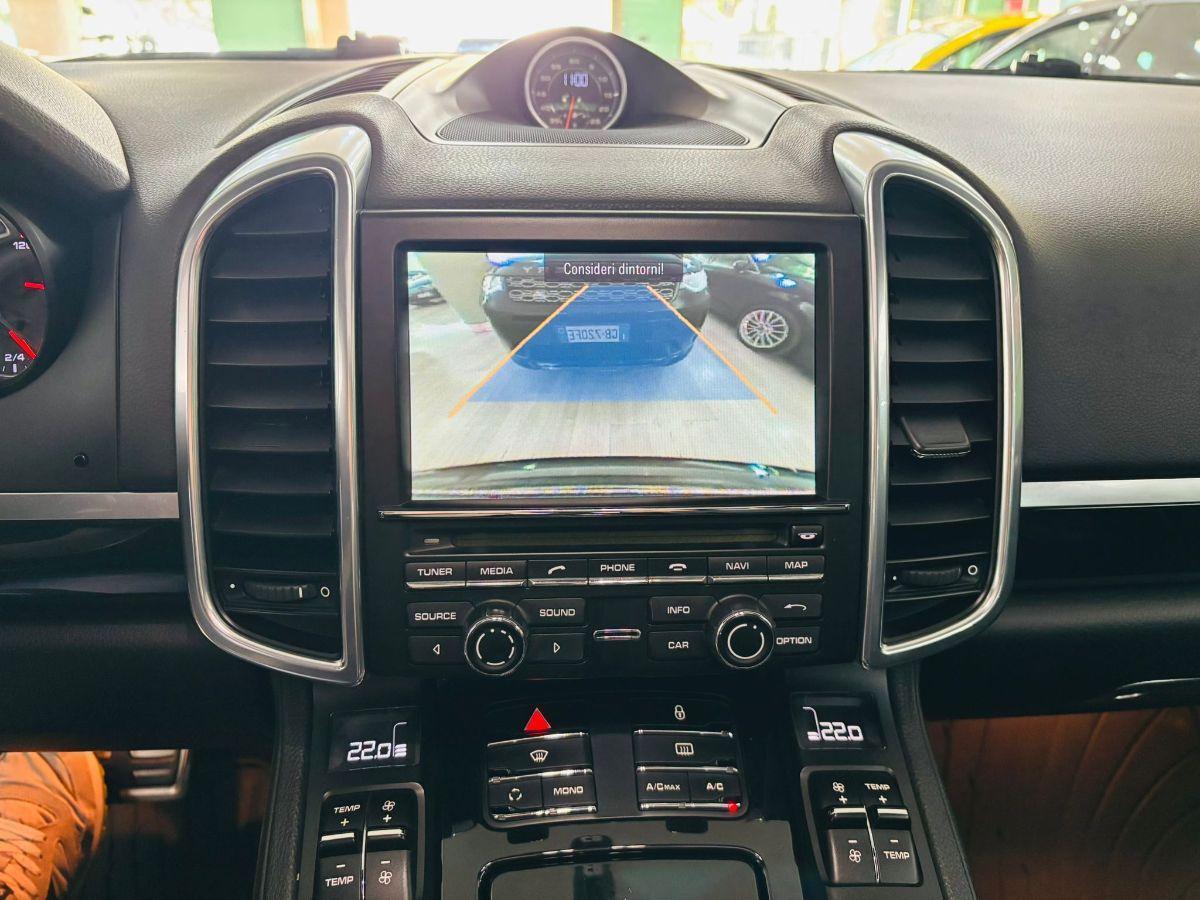 Porsche Cayenne 3.0 Diesel 245hp Extra Full