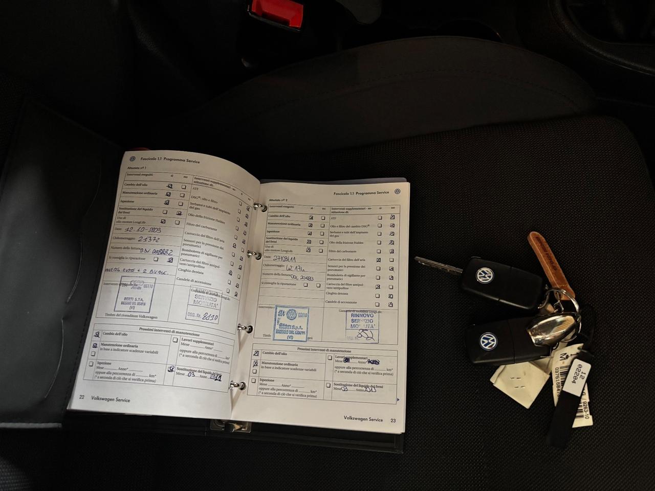 Volkswagen Touran 2.0 TDI 7 POSTI