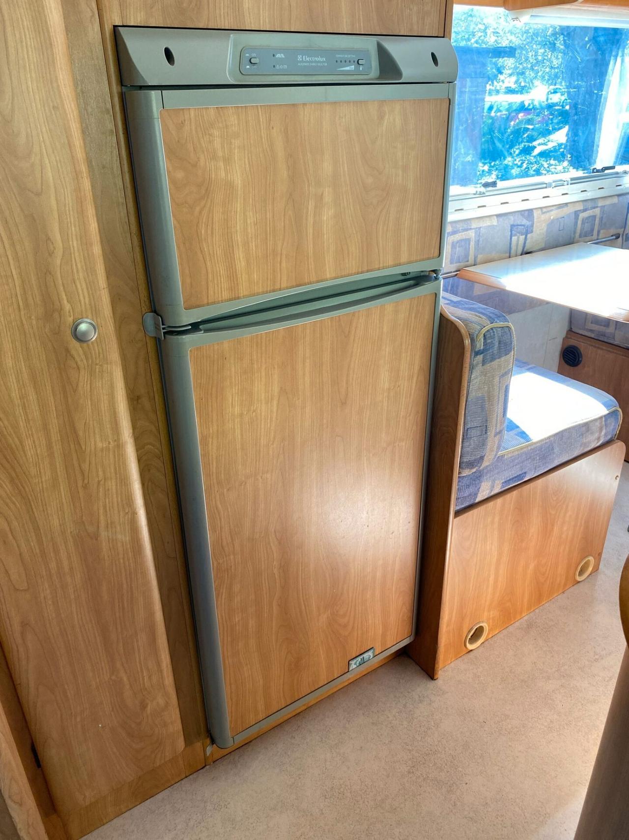 RIMOR SUPERBRIG 678 OMOLOGATO PER 6 PERSONE CLASSIC FORD TRANSIT