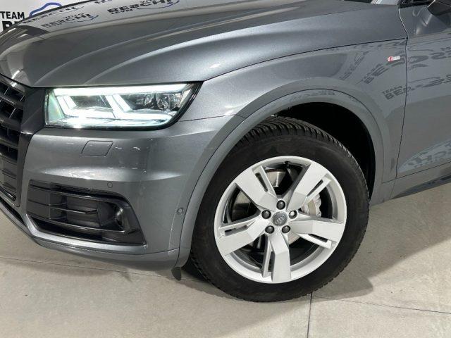 AUDI Q5 2.0 TDI quattro S tronic S line