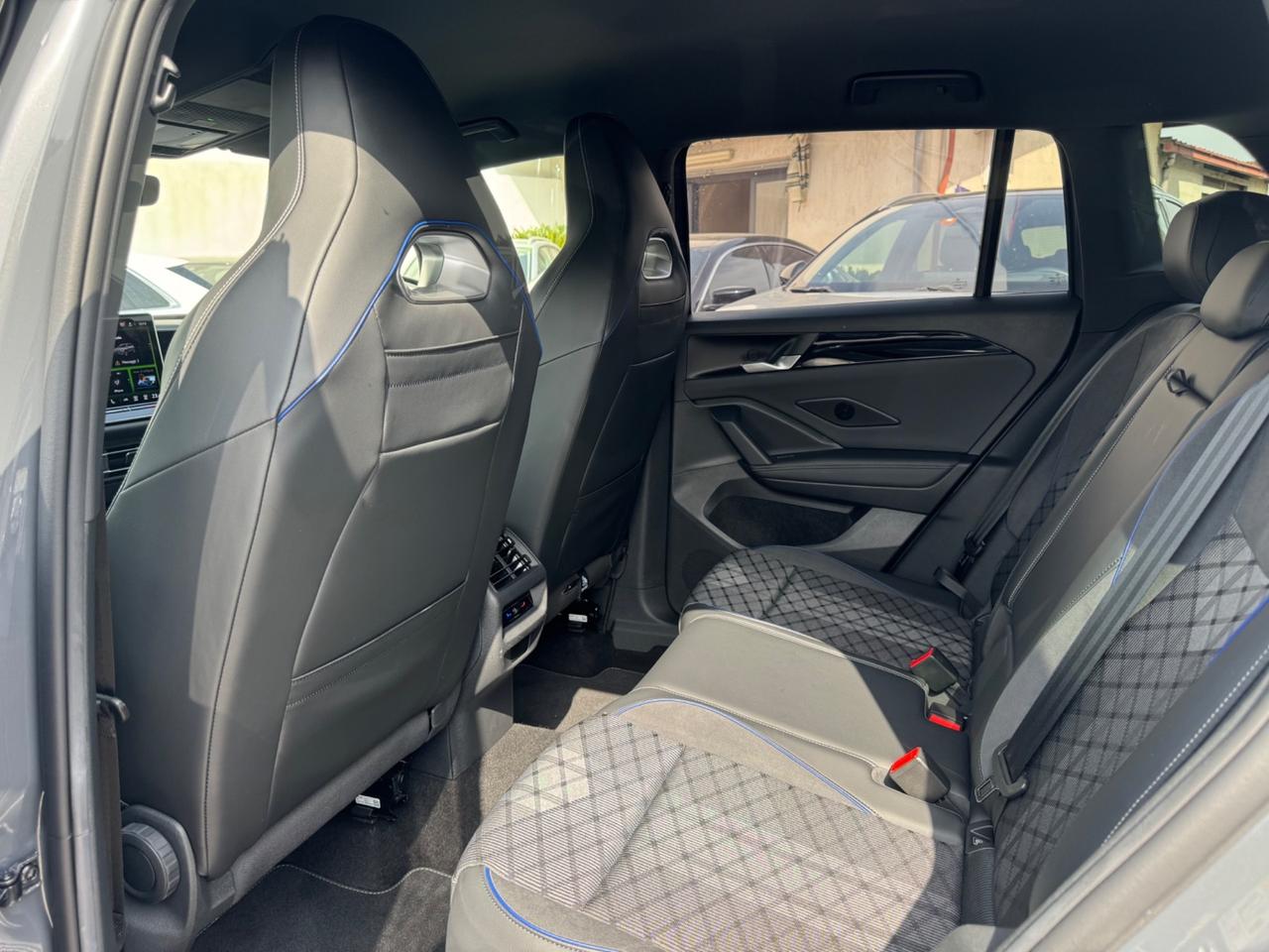 Volkswagen Tiguan 2.0 TDI 150 CV DSG R-Line Plus