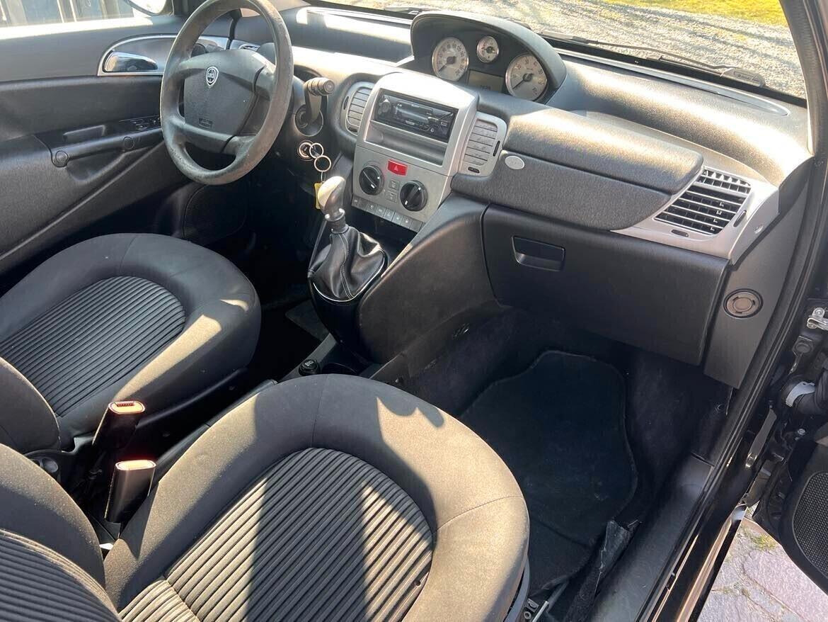 Lancia Ypsilon 1.2 69 CV Elle
