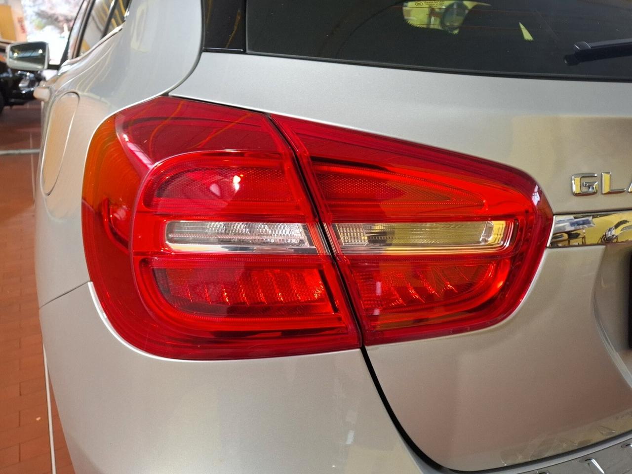 Mercedes-benz GLA 200 GLA 200 d Premium full optional