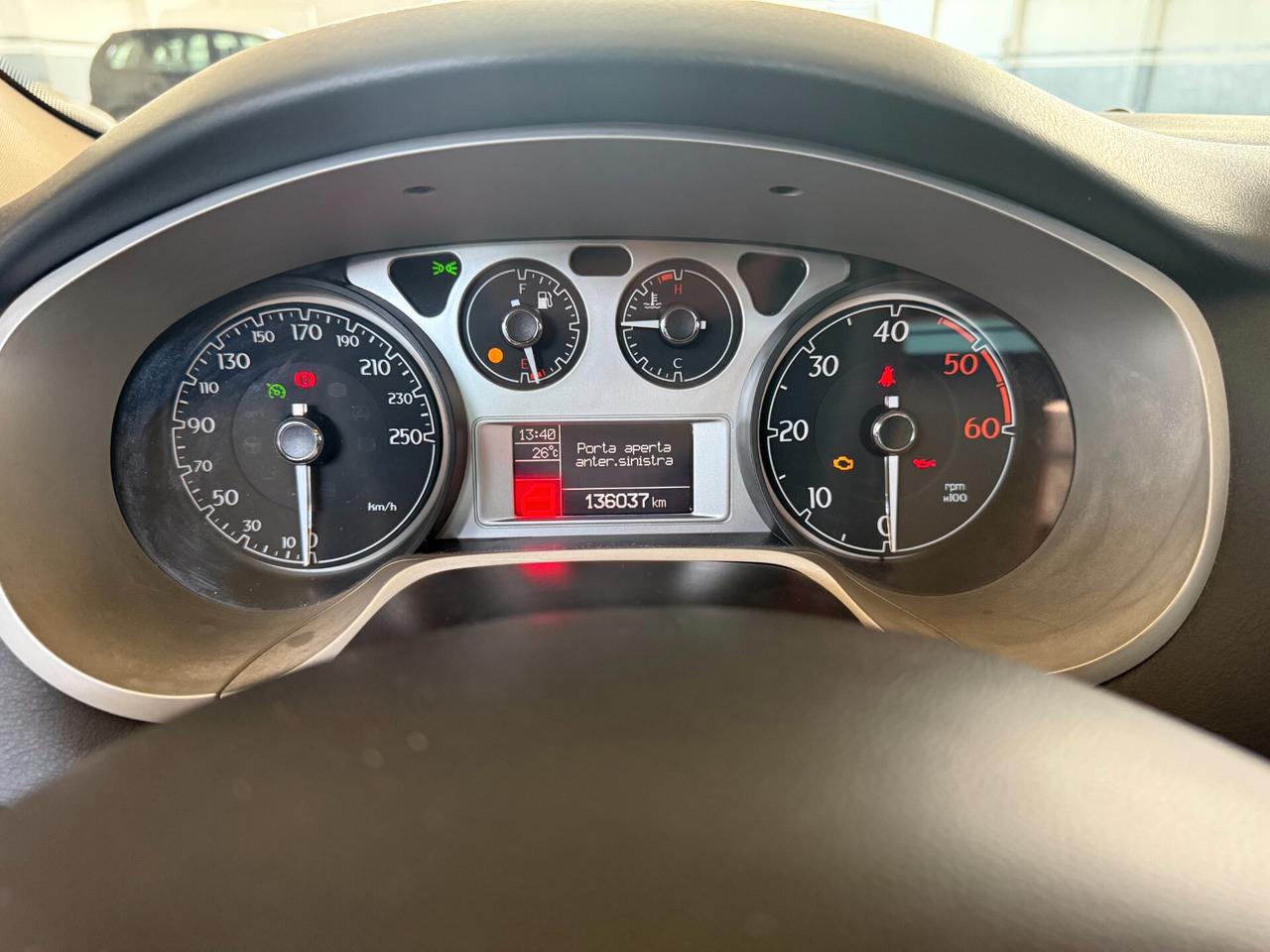 LANCIA DELTA EXECUTIVE FULL OPTIONAL