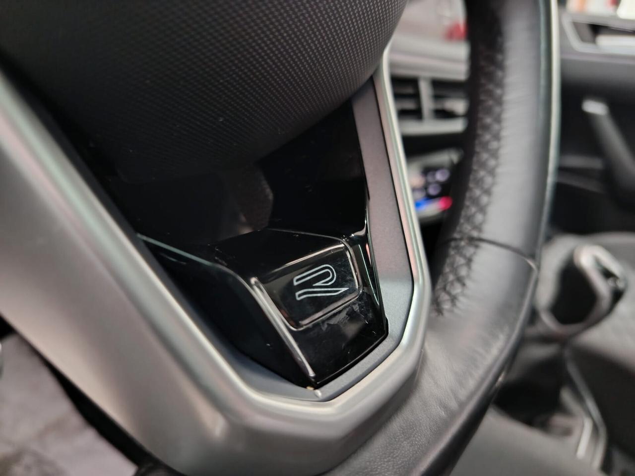 Volkswagen Taigo 1.0 TSI 115 CV R-Line