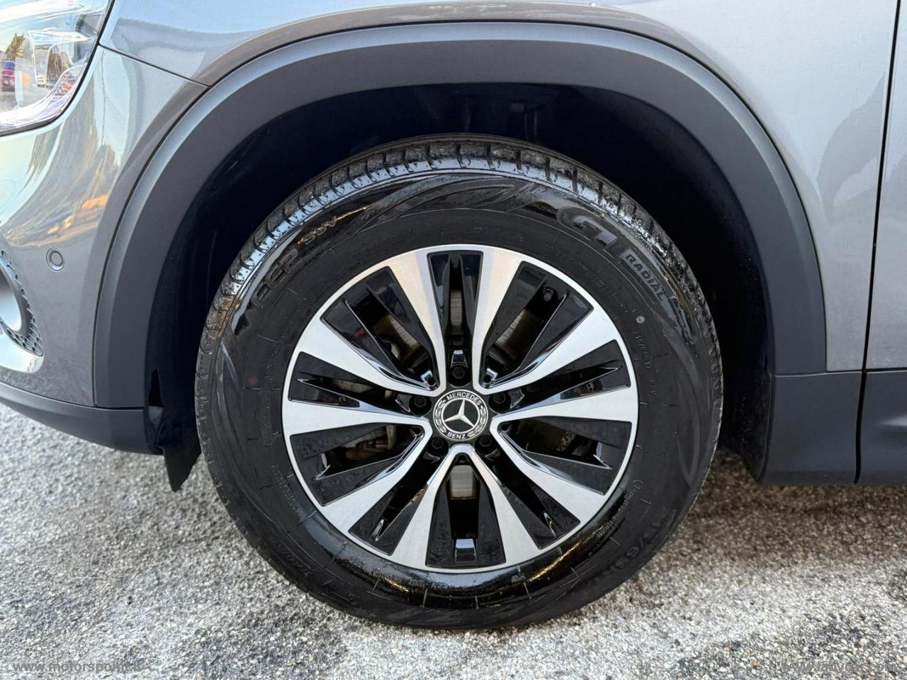 MERCEDES-BENZ GLB 180 d Automatic Business EXTRA DOPPIO TETTO PANORAMICO