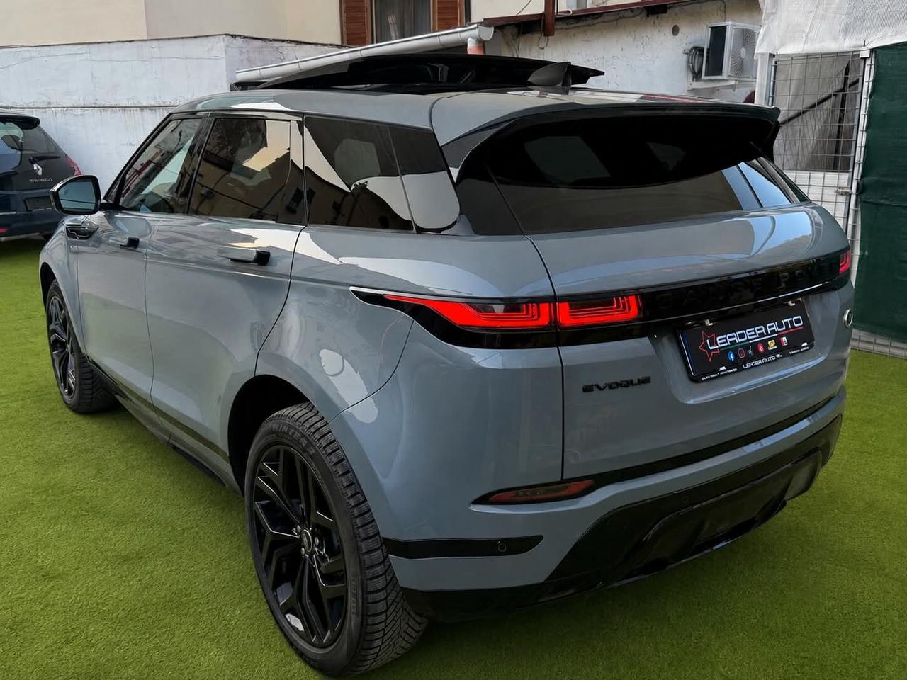 Land Rover Range Evoque 2.0D 163 CV R-Dynamic HSE