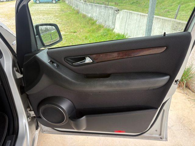 MERCEDES-BENZ A 160 BlueEFFICIENCY Elegance EURO 5 OK NEOPATENTATI