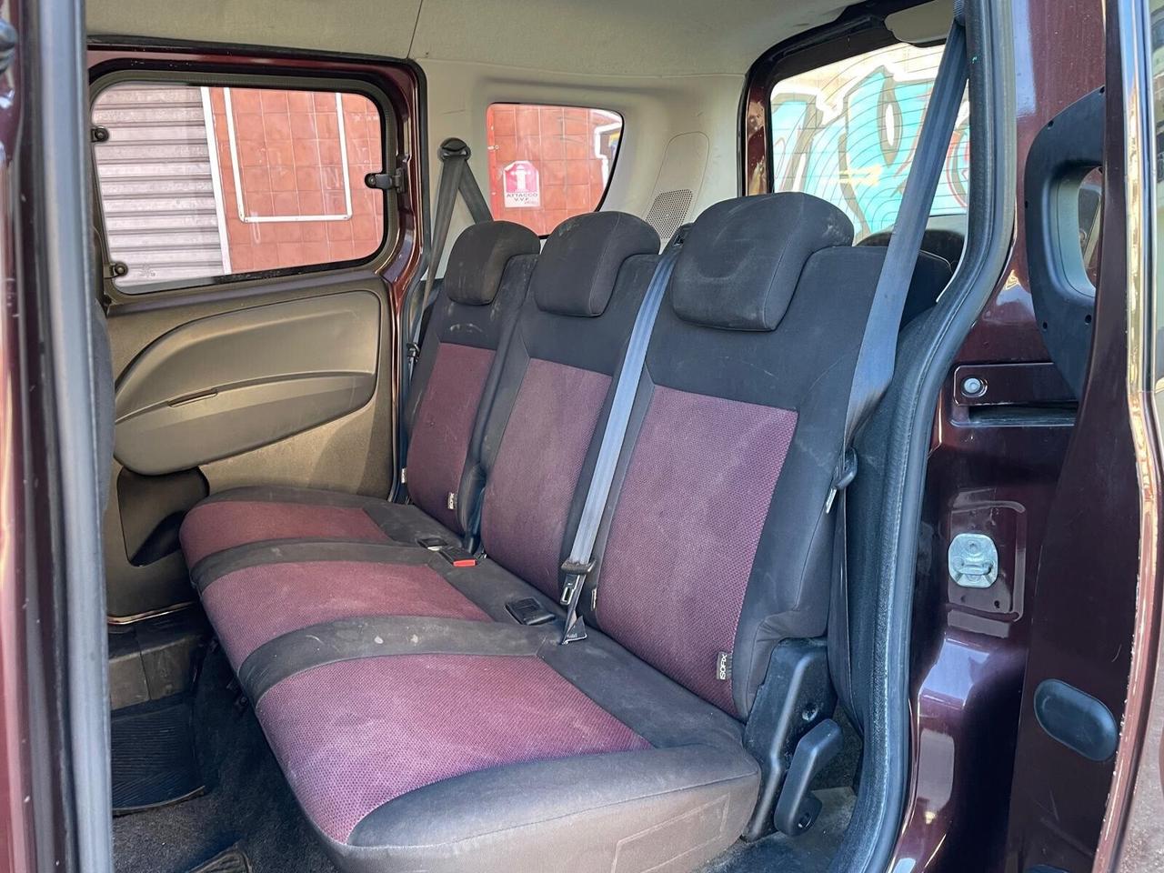 Fiat Doblo Restayling con Posti 1.4T-Jet TurboBenz/Metano Perfett