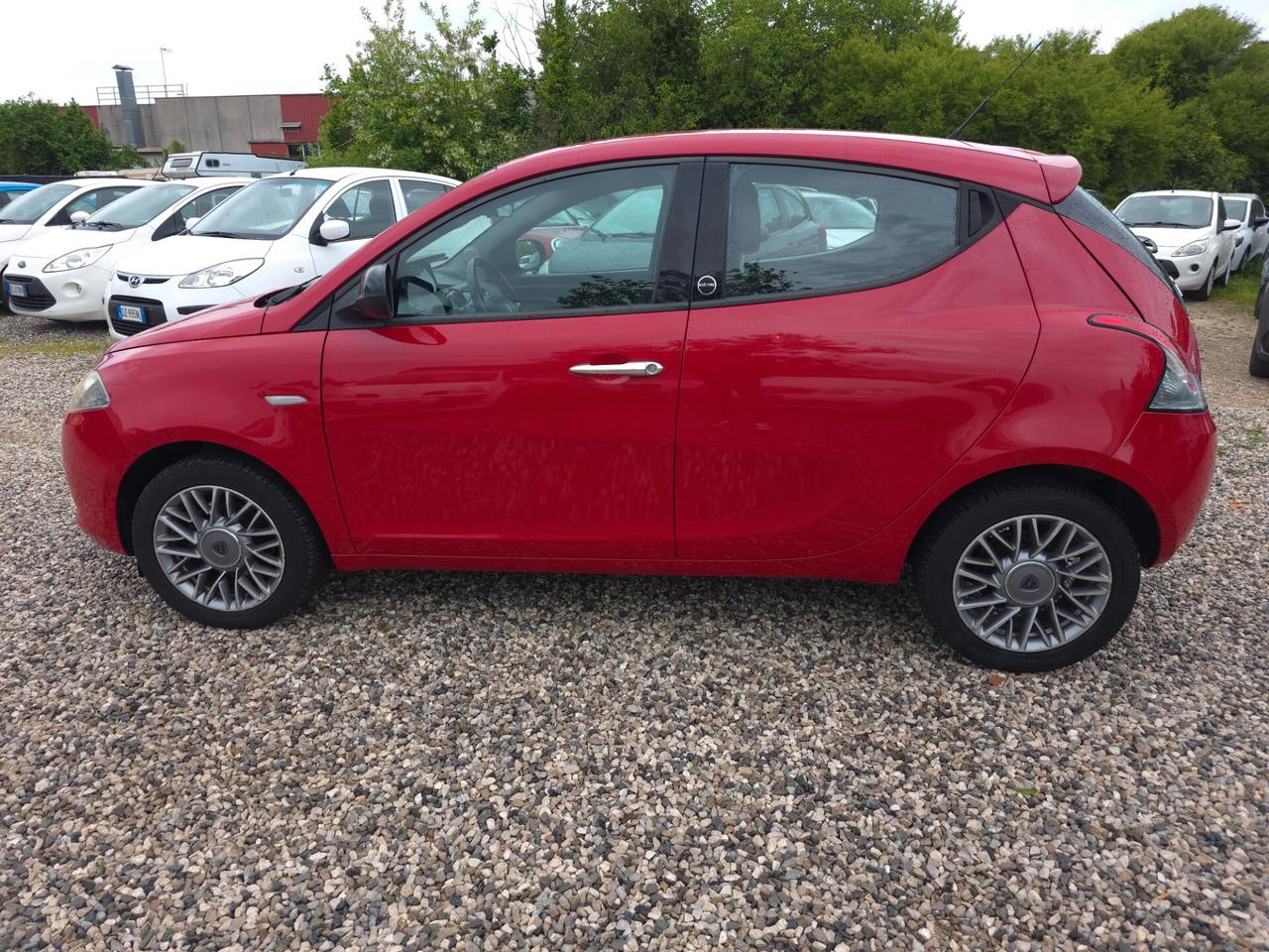Lancia Ypsilon 1.2 69 CV 5 porte GPL Ecochic Gold