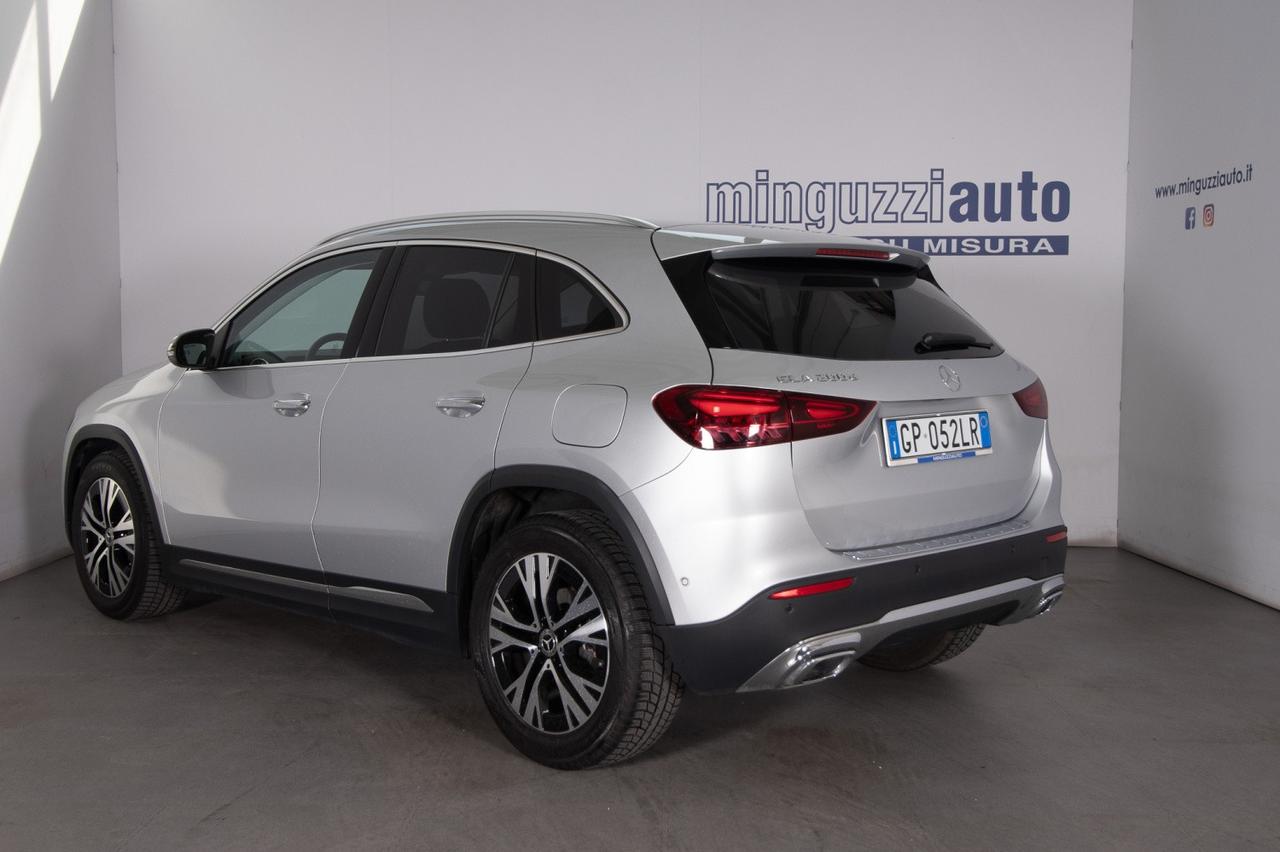Mercedes-Benz GLA 200 D Sport Automatic 150 Cv
